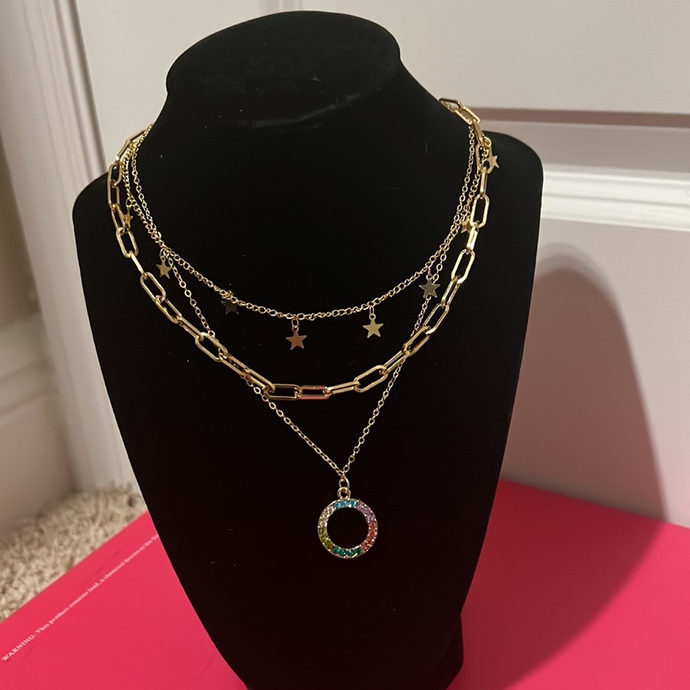 Three Layer necklace with pendant